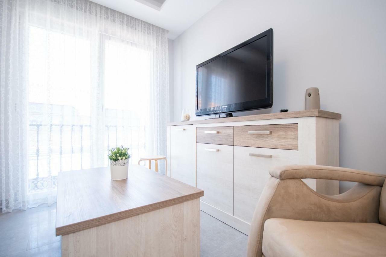 Cubo's Tivoli B3 Apartamento